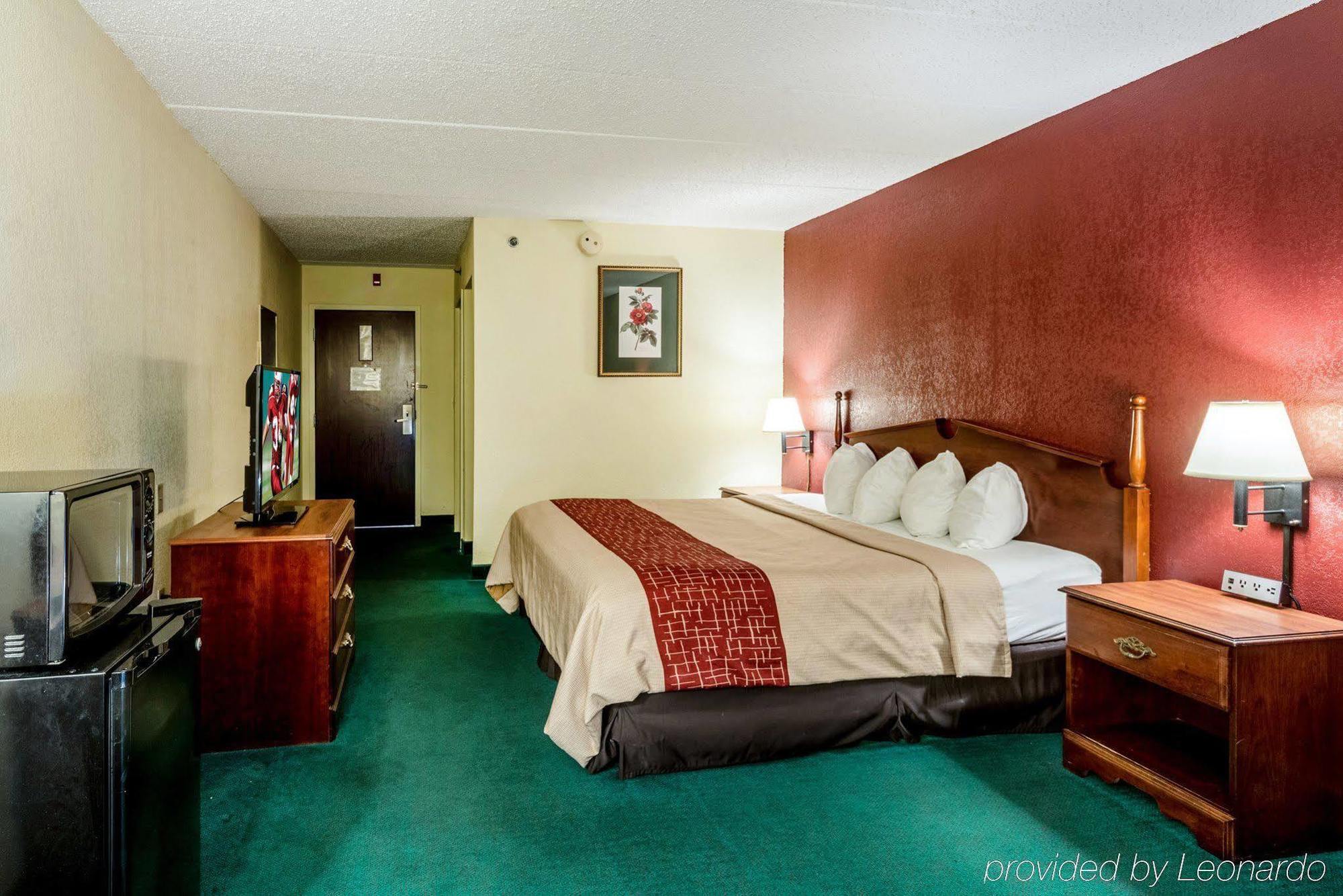 Red Roof Inn Morehead Εξωτερικό φωτογραφία
