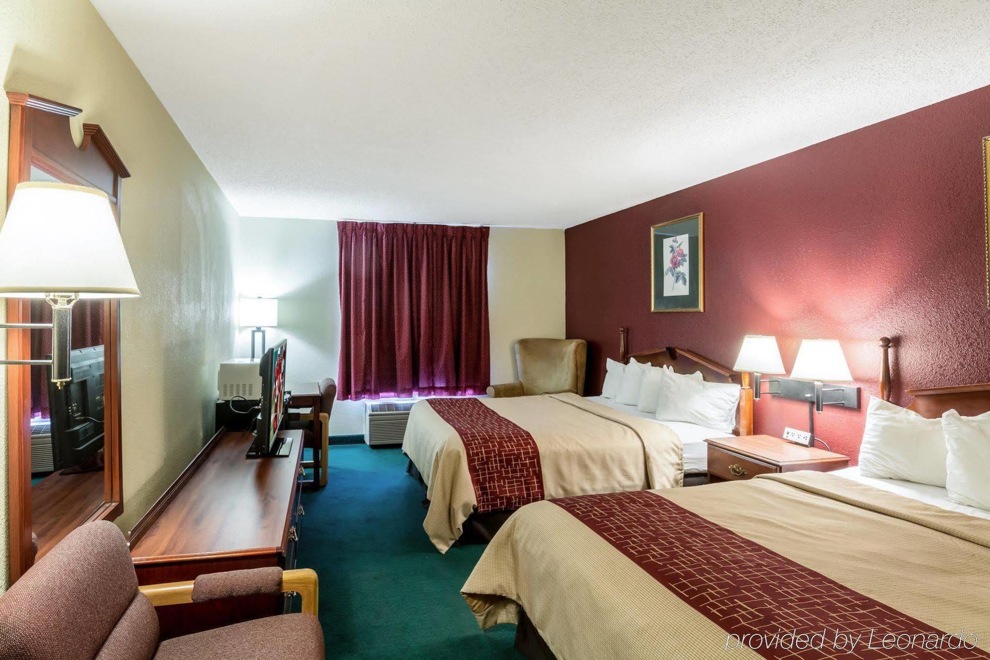 Red Roof Inn Morehead Εξωτερικό φωτογραφία